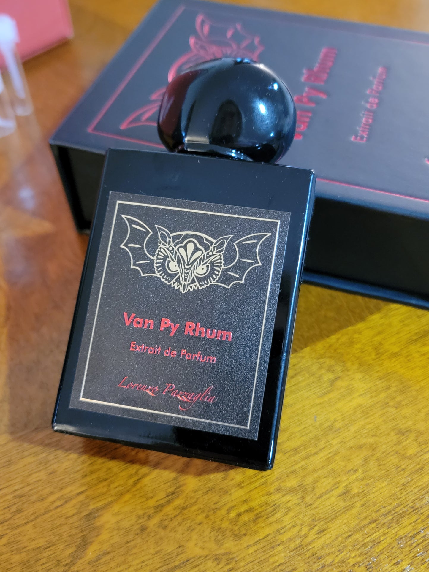 Van Py Rhum - Lorenzo Pazzaglia, Extrait de parfum 0.8ml, 2ml, 5ml sample