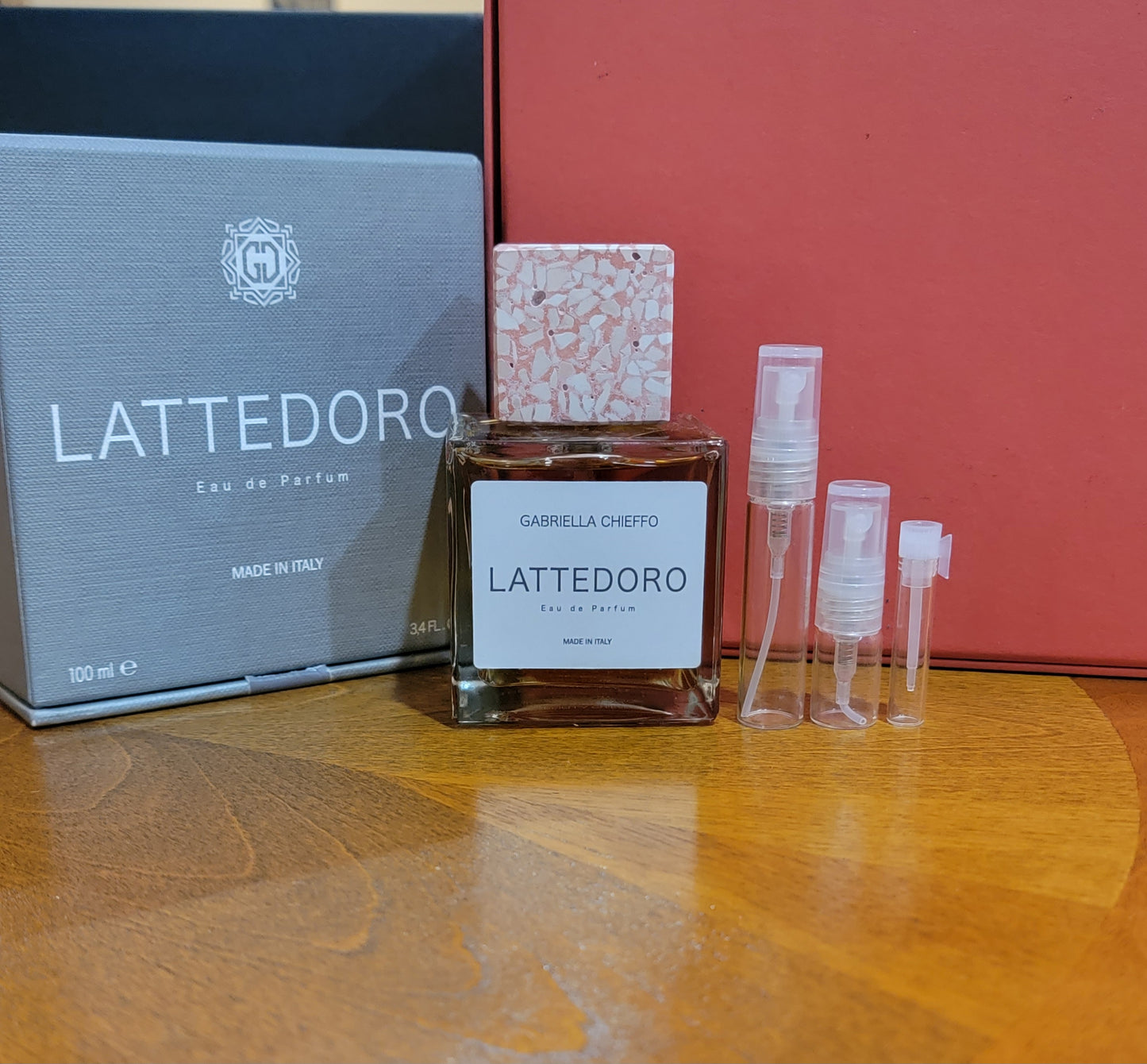 Lattedoro - Gabriella Chieffo, Eau de parfum 0.8ml, 2ml, 5ml sample