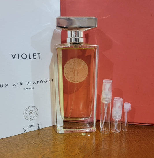 Un Air d’Apogée - Maison Violet, Eau de parfum 0.8ml, 2ml, 5ml sample